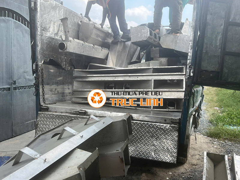 thu mua phế liệu inox công trình
