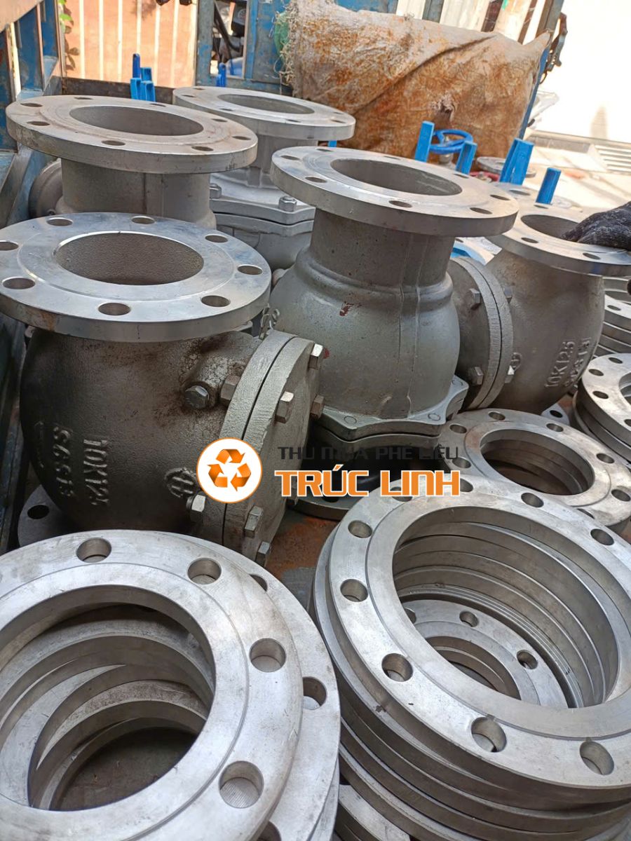thu mua phế liệu quận 1
