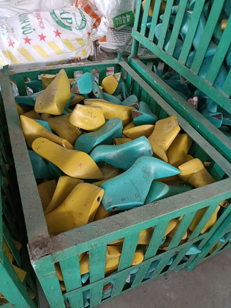 thu mua phế liệu nhựa giá cao